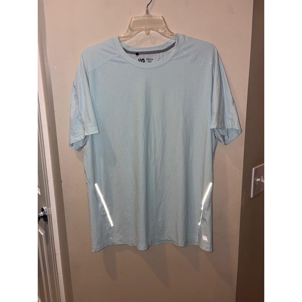 VRST Mens Perforated Reflective Running Shirt Light Blue Size Medium RN 104141
